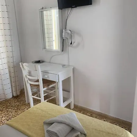 Отель Korali And 2*