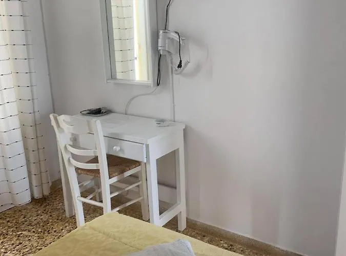 Отель Korali And 2*