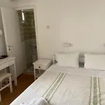 Korali Hotell 2*